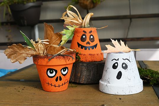 Halloweenské květináčky