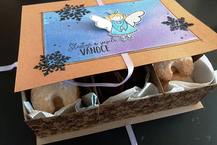 23. krabička na cukroví