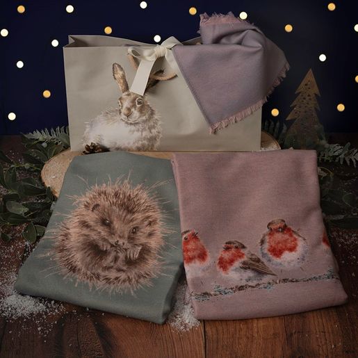 Zimní šála Wrendale Designs "The Jolly Robin" - Červenky