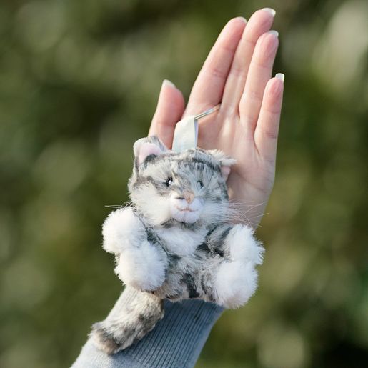 Plyšový přívěsek Wrendale Designs "Cat Esmeralda" - Kočka