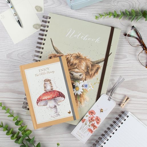 Kroužkový blok Wrendale Designs "Daisy Coo", A4, 90 l., linkovaný - Kráva