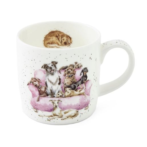 Porcelánový hrnek Wrendale Designs "Movie Night", 0,31 l - Psi na sedačce