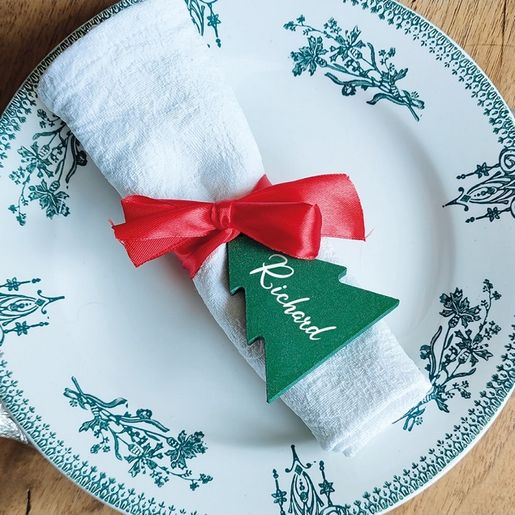 Dřevěný výřez k dekoraci Gomille, závěsný, 6x6 cm - Stromeček