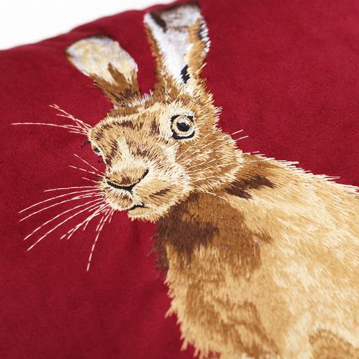 Vyšívaný polštář Wrendale Designs "Golden Hour", 40x40 cm - Zajíc