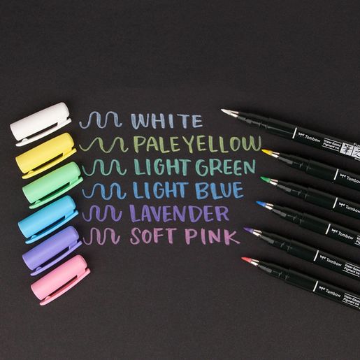 Štětcový fix Tombow Fudenosuke Pastel, měkký hrot - VYBERTE ODSTÍN