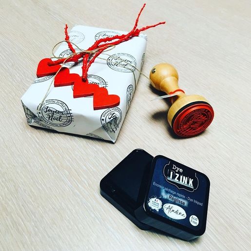 Razítkovací polštářek Aladine Izink Dye - réglisse, černý