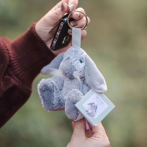 Plyšový přívěsek Wrendale Designs "Rabbit Rosie" - Králík