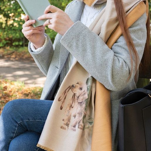 Zimní šála Wrendale Designs "Hopeful" - Labrador