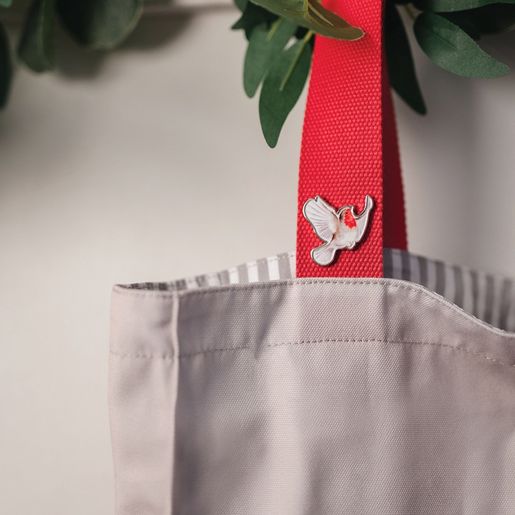 Kovová brož Wrendale Designs "Flying Robin" - Červenka