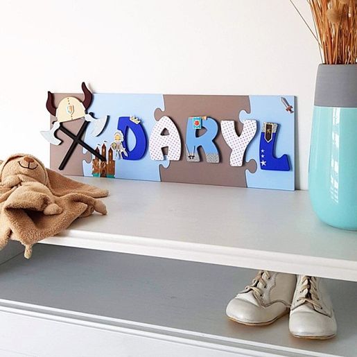 Dřevěný výřez k dekoraci Gomille, 8 cm - Abeceda - VYBERTE PÍSMENO