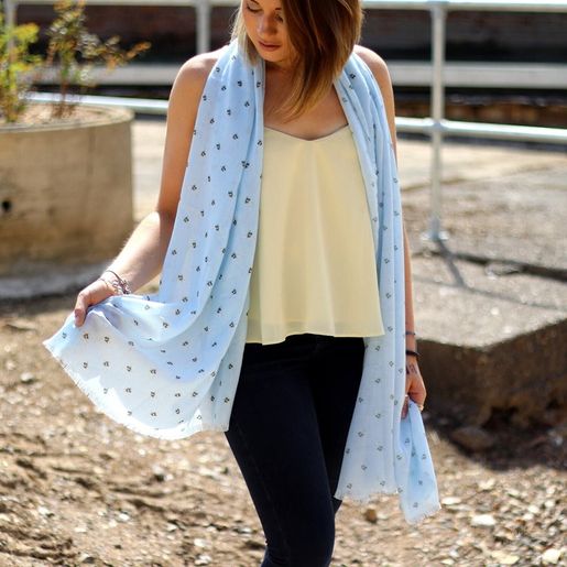 Šátek Wrendale Designs "Flight of the Bumblebee" - Čmeláci