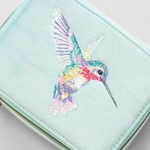 Vyšívané cestovní pouzdro na šperky Wrendale Designs "Wisteria Wishes" - Kolibřík