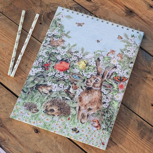 Kroužkový skicák Wrendale Designs "Hedgerow", A4, 24 l. - Polní zvířata